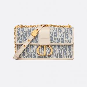 디올 DIOR 30 Montaigne East-West 체인백 블루 Dior Oblique 라피아-이펙트 샴브레이 & 라이트 비스킷 스무스 송아지 가죽 M9334UDFD_M925