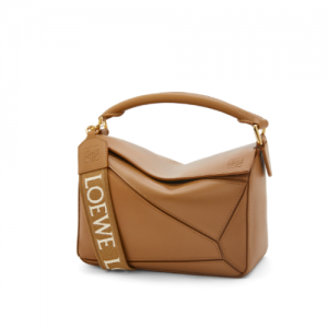 로에베 LOEWE 스몰 퍼즐 백 - 새틴 카프스킨 A510S21XA9