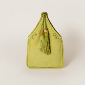 미우미우 태슬 장식 스웨이드 핸드백 5BA295_2CSS_F077G