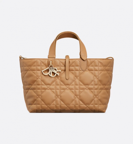 디올 Toujours 미디엄 백 라이트 골드 톤 매크로까나쥬 송아지 가죽 M2821OSNW_M34U