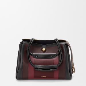 로에베미디엄 마드리드 백 - 유연한 카프스킨 AACOAB1X22-1101